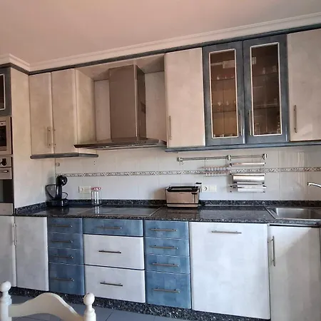 Piso Amplio Y Centrico En Dena Daire