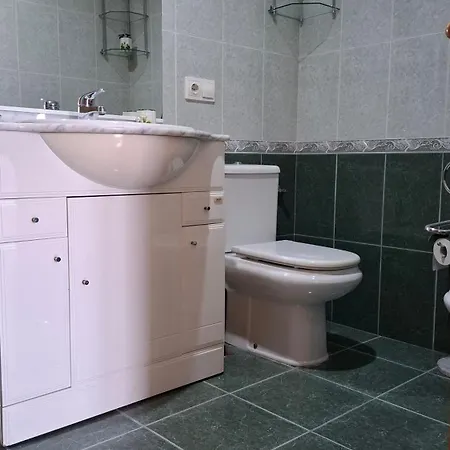 Piso Amplio Y Centrico En Dena