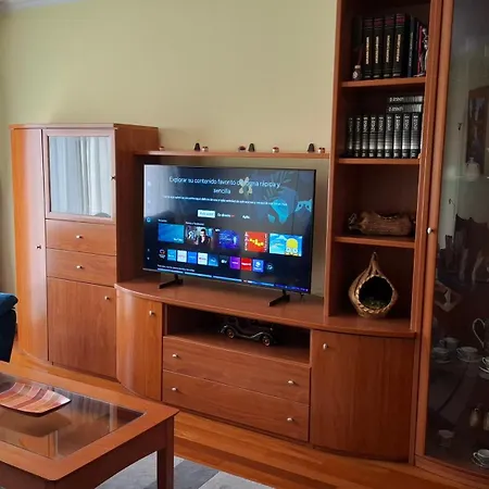 Piso Amplio Y Centrico En Dena Meaño