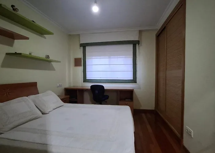 Piso Amplio Y Centrico En Dena * Meaño