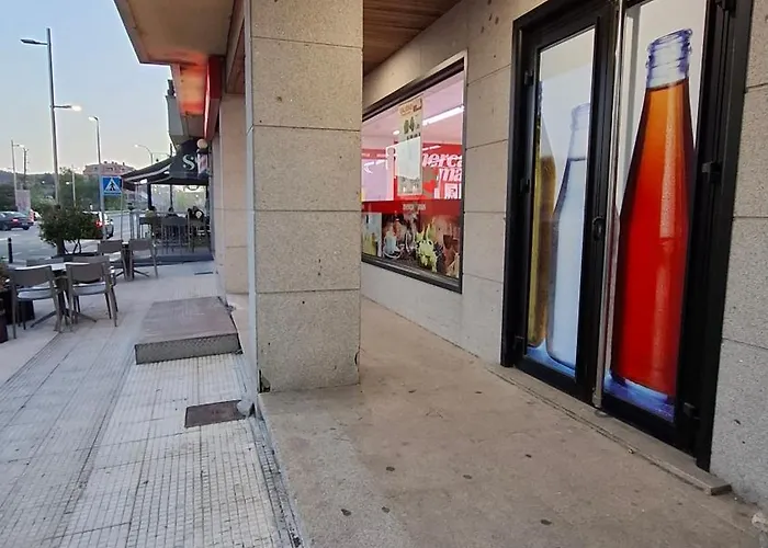 Piso Amplio Y Centrico En Dena * 메아노