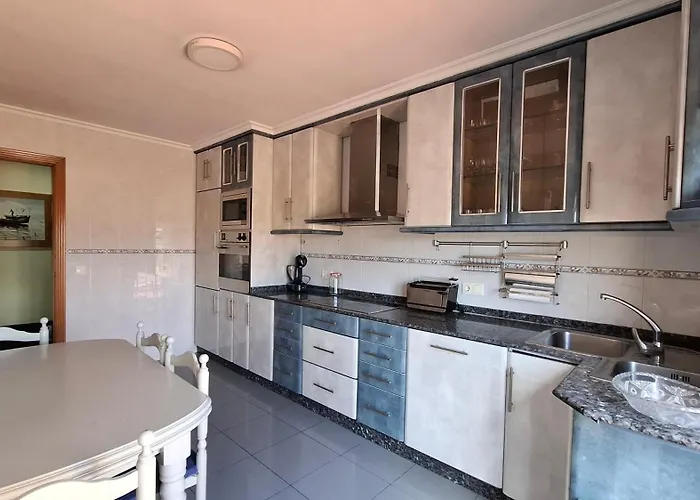 Piso Amplio Y Centrico En Dena *